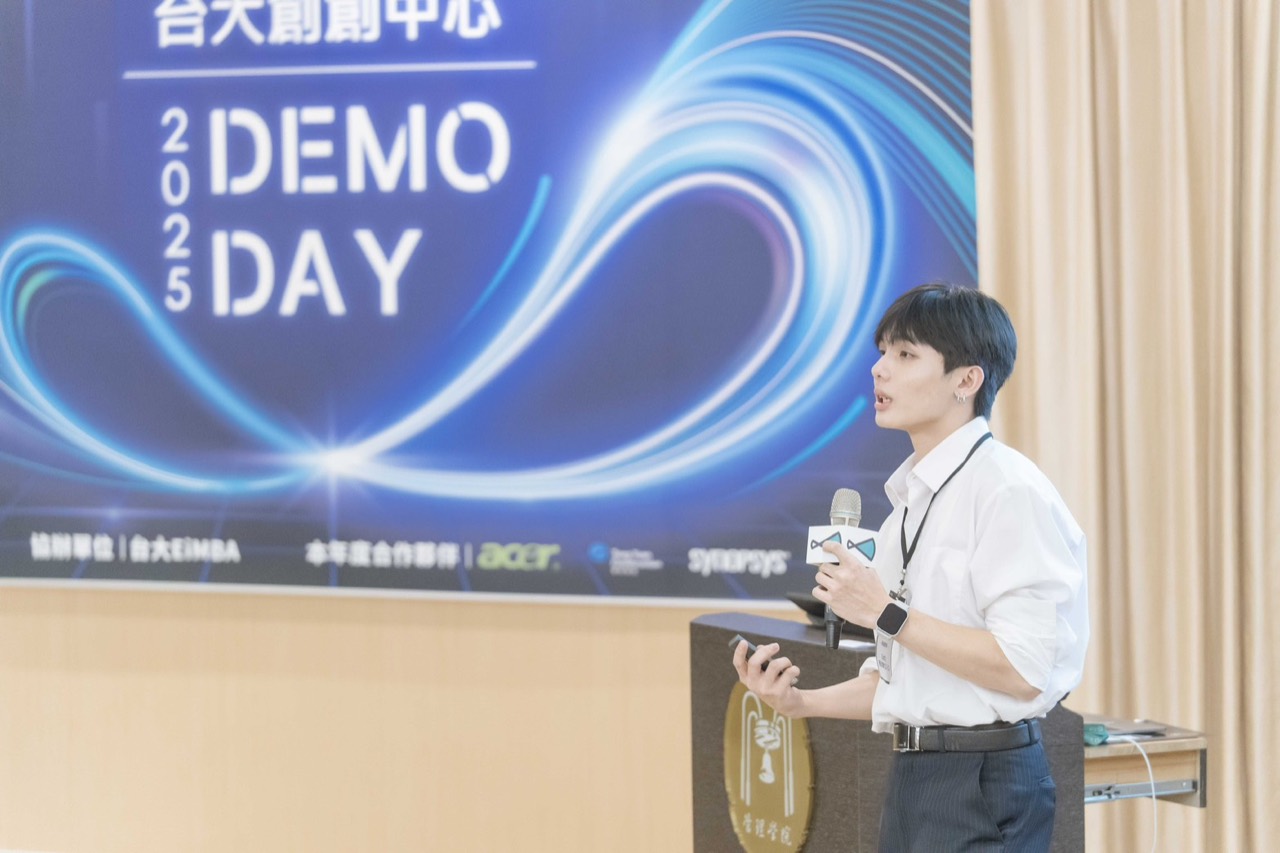 黃楷翔於 2025 台大 Demo Day 分享 Bell Tech
